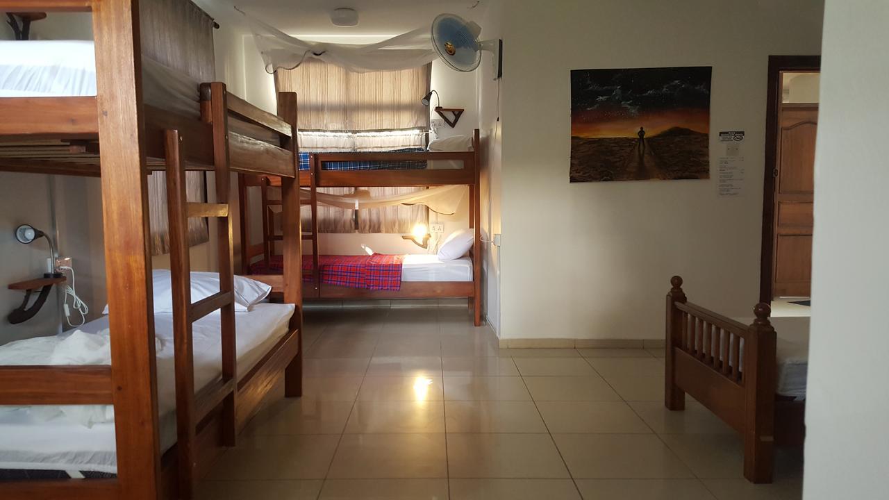 Hostel Hunch Backpackers Dar es Salaam Zewnętrze zdjęcie